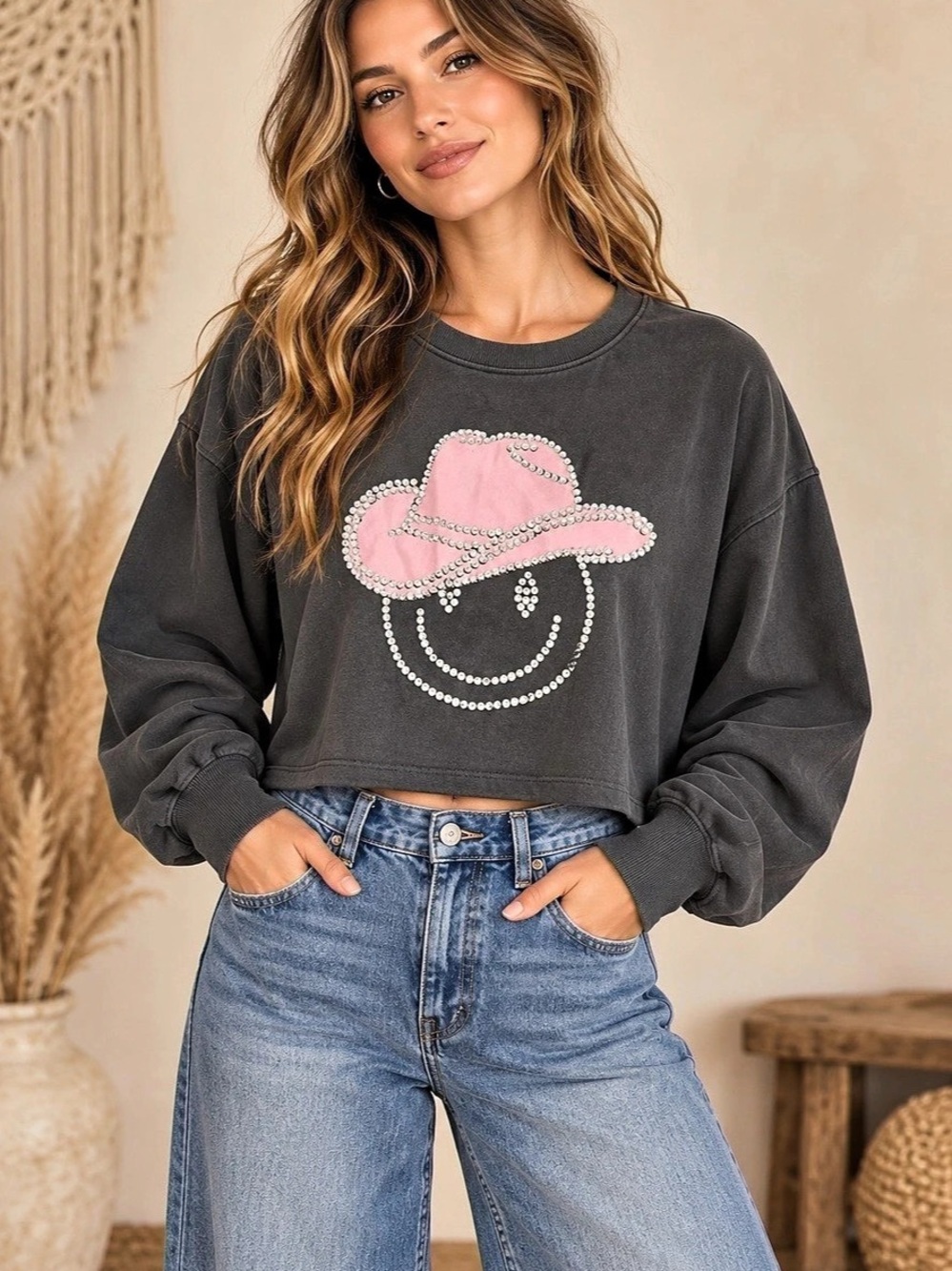 NWT Rhinestone Cowboy Smiley Cropped Sweatshirt (101089) 🤠 ✨